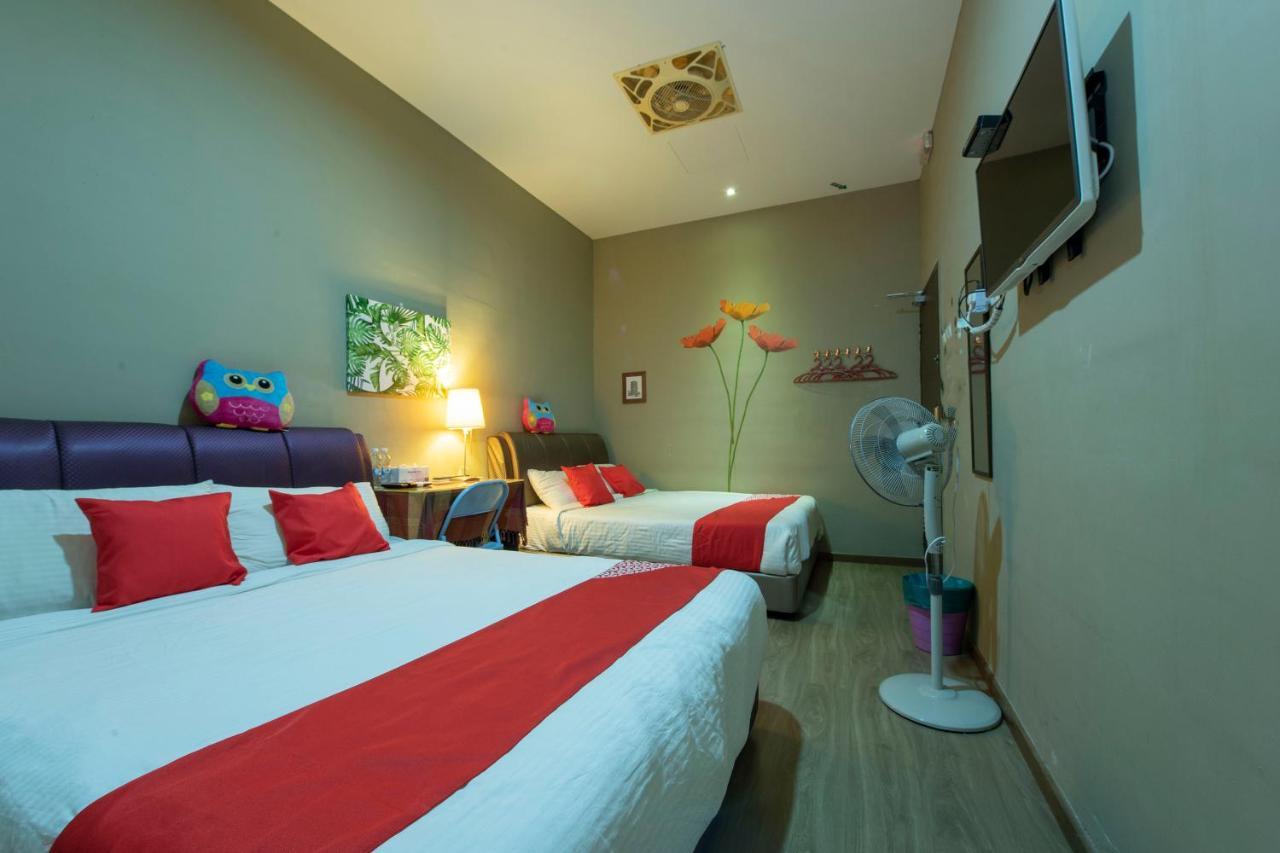 Oyo 90231 Hotel By The Park Plt Джохор-Бару Екстер'єр фото