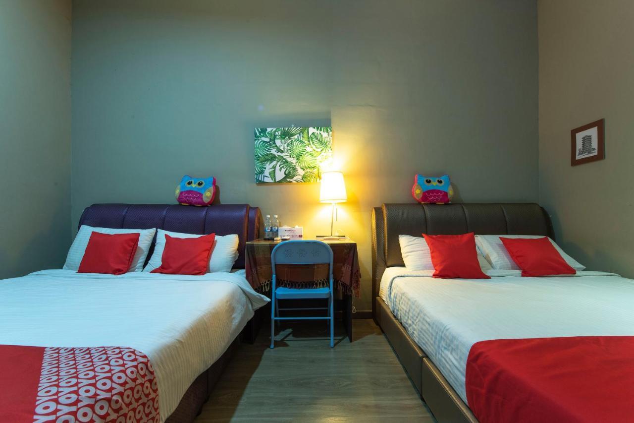Oyo 90231 Hotel By The Park Plt Джохор-Бару Екстер'єр фото