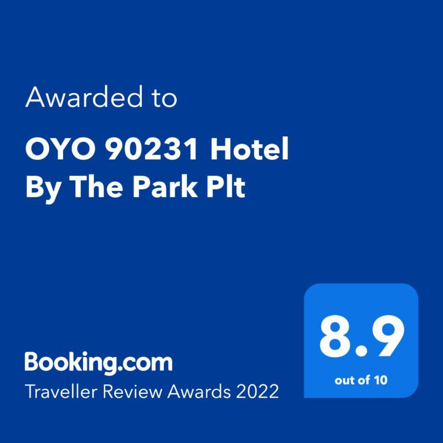 Oyo 90231 Hotel By The Park Plt Джохор-Бару Екстер'єр фото